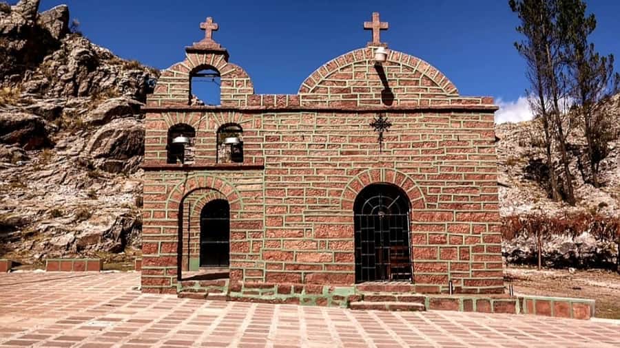 Sucre: 2 days trek in Inca Trails and the Crater de Maragua - Jalqa culture in motion: weavers, textiles, and traditional villages
