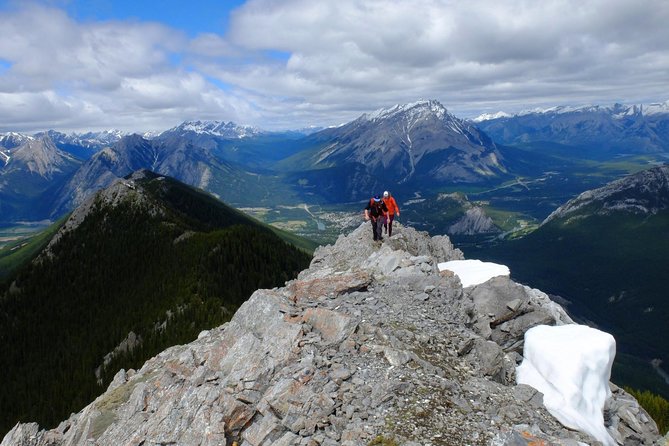 Sulphur Mountain Highline Trek in Banff - What You’ll Do After the Hike: Gondola Amenities as a Reward