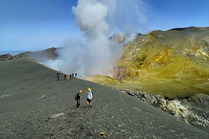Summit Etna North 3380mt: 4x4 and trekking - Timing: morning vs afternoon starts
