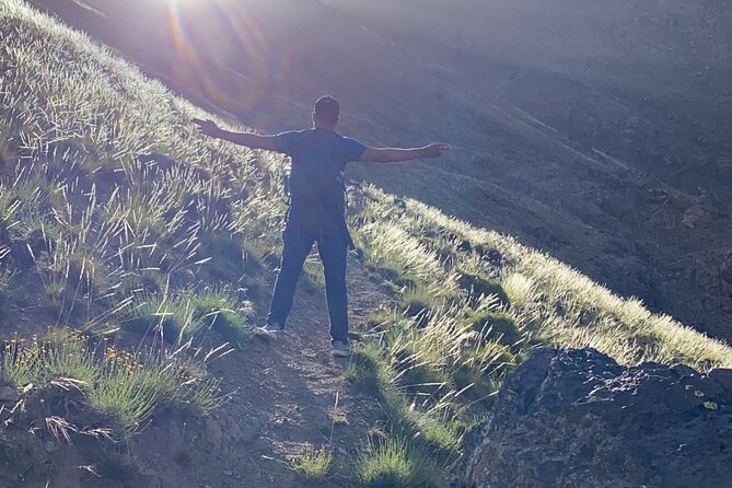 Summiting the Beautiful Atlas Mountains, Day Hike & Trek - Morning Pickup at Hôtel Ali and the Road to Azrou