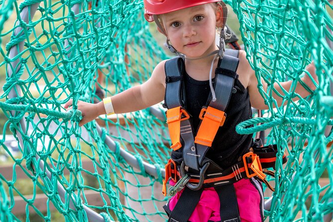 The EDGE: Epic Sky Trek - The obstacle course itself: green to black, step by step