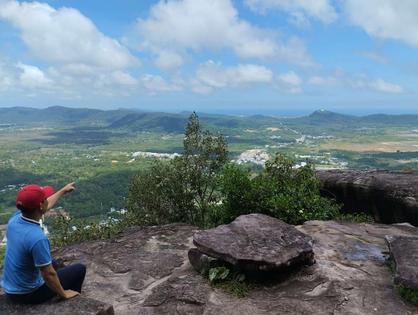Tien Son Dinh 1-Day Trekking Tour Phu Quoc - Guides matter: licensed, bilingual, and good at reading the trail