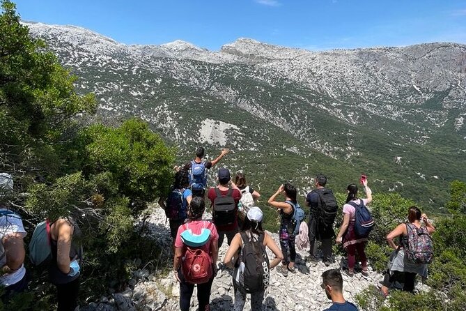 Tiscali mount guided hike - Getting from Orosei to the trail with round-trip transport