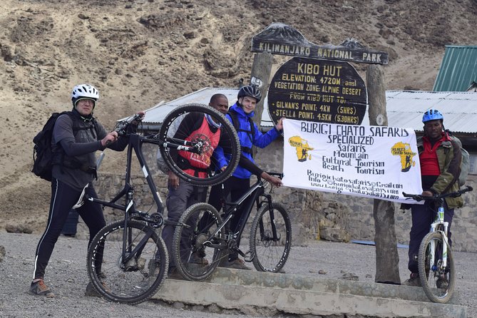 Top 6 Days Mt. Kilimanjaro Bike trek Tour by Marangu-Kilema Route - Day 2: Alpine desert riding toward Mawenzi and back to Horombo (short distance, big work)