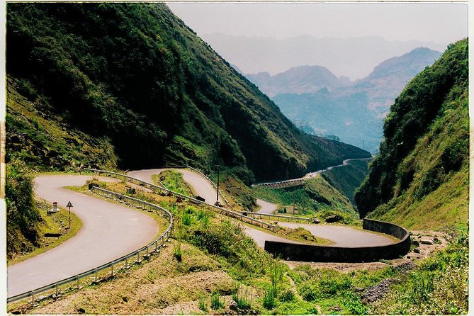 Trekking In Ha Giang 5 Days - Day 5: Yen Minh Morning, Then the Fast Return to Hanoi