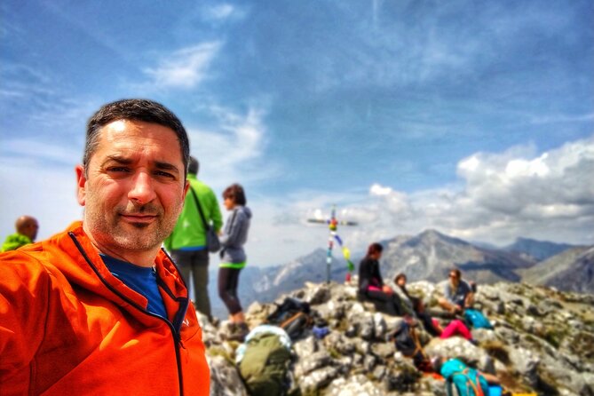Trekking on the roof of Tuscany - The gondola/cable car part that makes the views easier