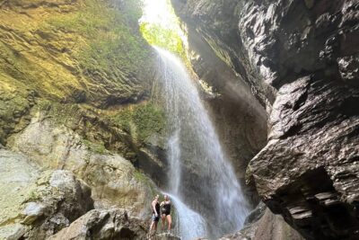 Trekking/rappelling waterfalls in Dominican Republic - Driving from Parque Cervantes to Los Cacaos: the day starts early