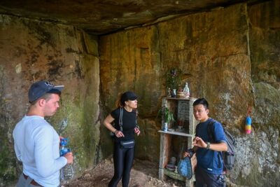 Trekking Tien Son Dinh Phu Quoc - Climbing Through Tropical Jungle: The 280m Push and the Plant Lessons