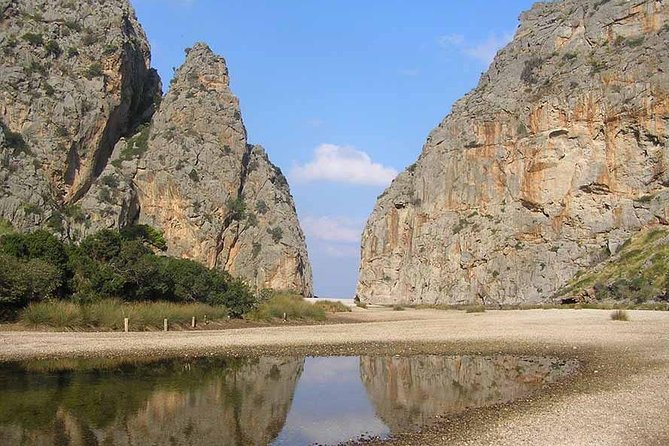 Trekking Torrent de Pareis - Stop 1: Escorca as your briefing-and-warmup moment