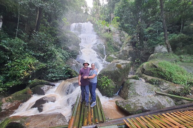Trekking with Lunch cooked by Bamboo in the Chiang Rai jungle - Lam Nam Kok National Park trek: bamboo-cooked lunch and more village glimpses