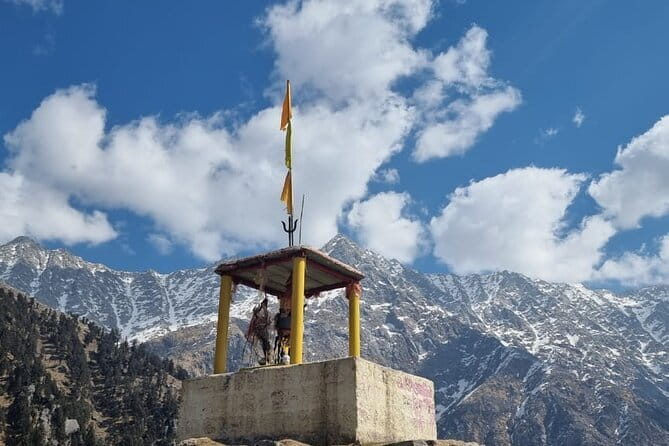 Triund Trek with Manu Adventures India - What to pack and how to pace yourself (without overthinking it)