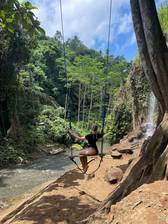 Ubud: Trekking Through Rivers & Forests to Three Waterfalls - Guides like Adi and Yoga: what great leadership changes