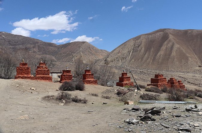Upper Mustang Trekking - Lo Manthang Day: Monasteries and the King Palace in the Middle of Town