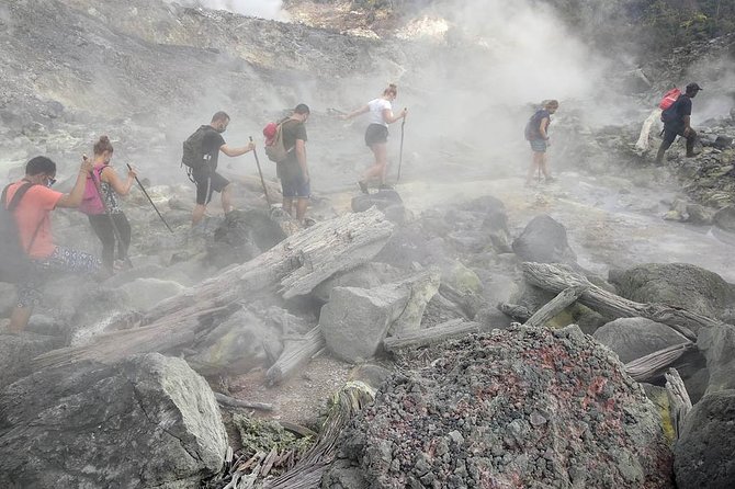 volcano hike and jungle trekking adventure - The 7:00 am plan: what happens over the 8–10 hours